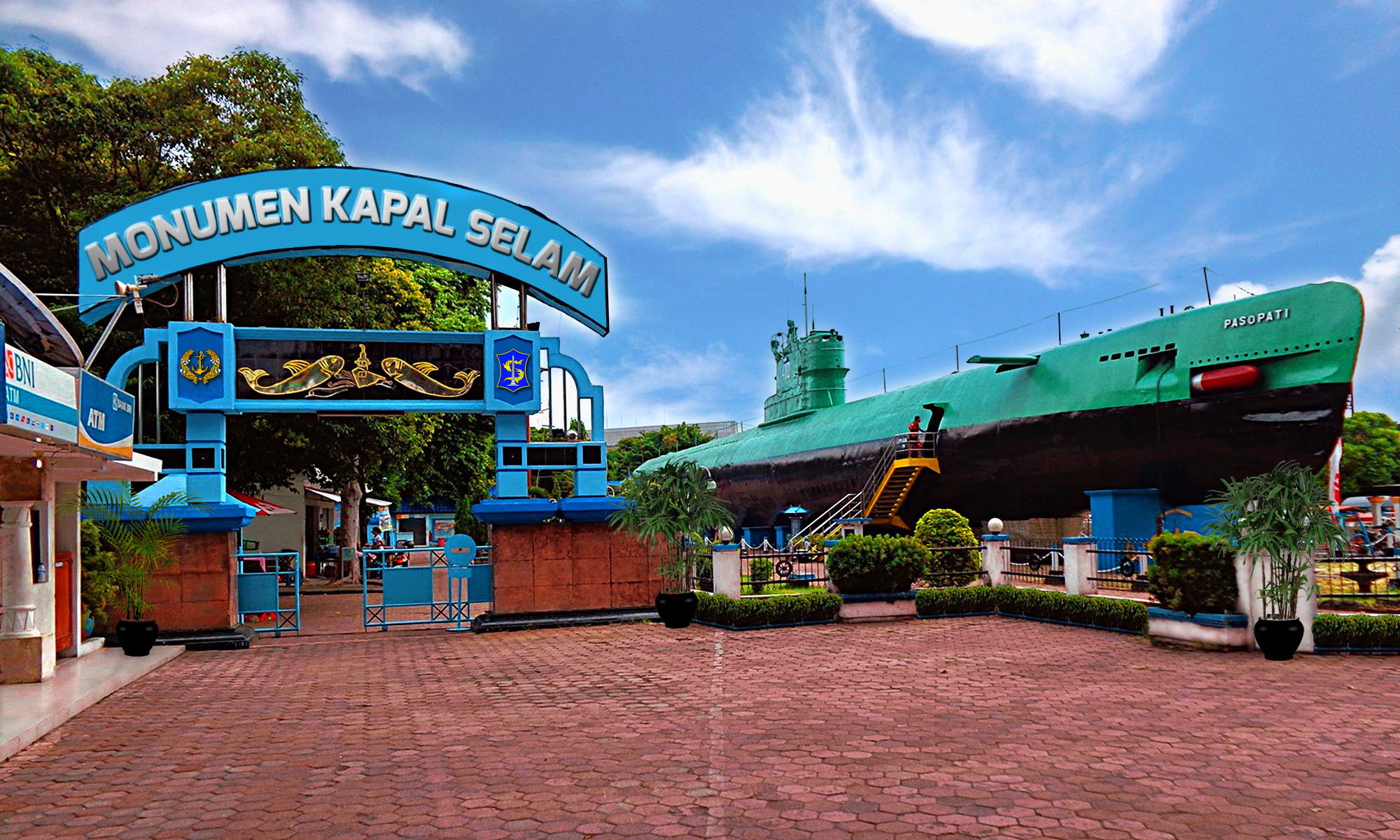 Monumen Kapal Selam – Choice City Hotel